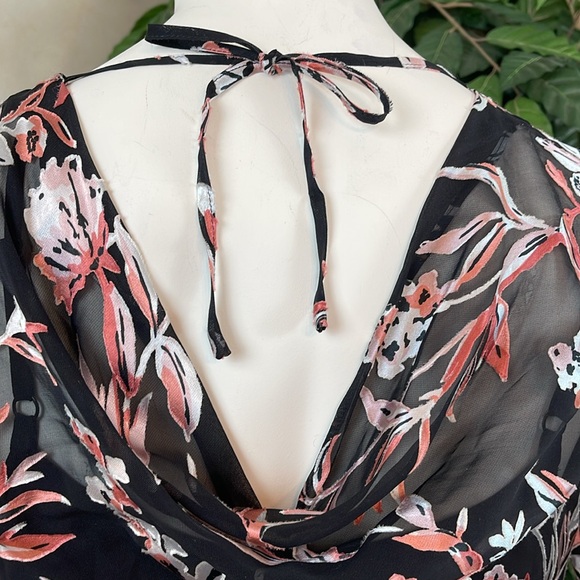 WHBM FLORAL BURNOUT DRAPED BACK BLOUSE - Picture 6 of 12